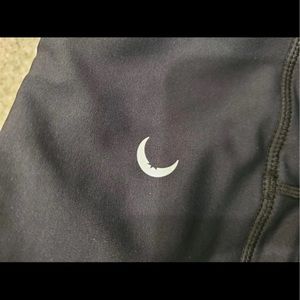 Zyia black vibration leggings